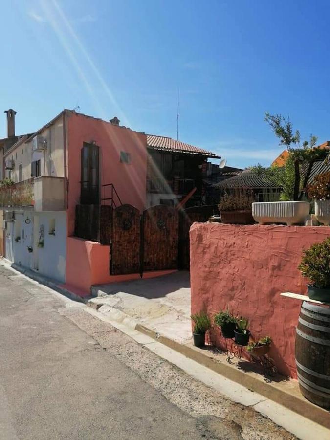 Stanza Del Viggiatore Santadi Exteriör bild